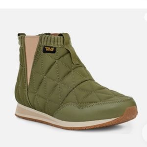 Teva Weather Casual Boots
